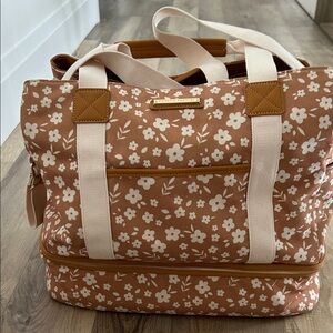 Floral Women's Travel Bag in Tan and Cream